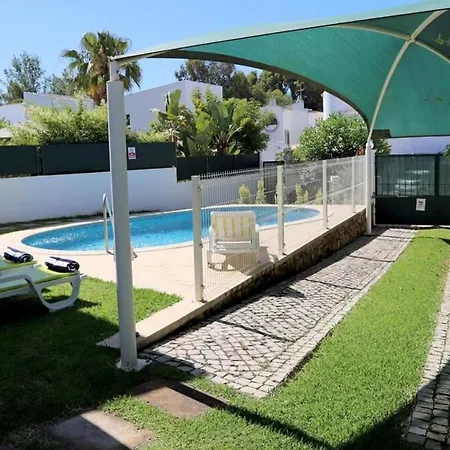 Rio - Jacuzzi & South Facing Pool Hotel