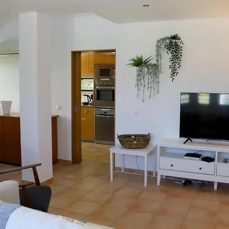 Rio - Jacuzzi & South Facing Pool Quarteira