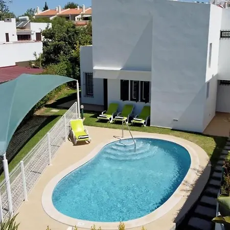 Rio - Jacuzzi & South Facing Pool